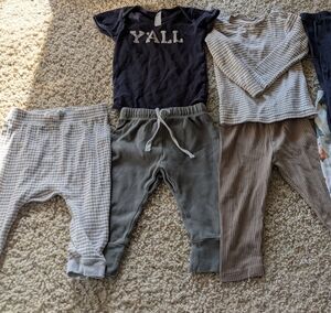 Cotton/Organic Cotton Gender Neutral Boys Girls Baby Outfits Lot 6-12 Months